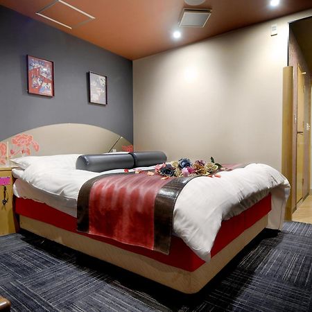 Hotel Love Ikutama -Adult Only Осака Екстер'єр фото